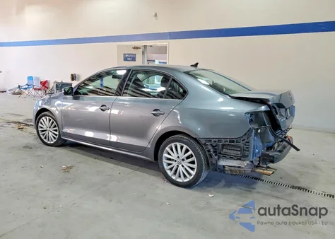 2012 Volkswagen Jetta Sel z USA, uszkodzony, nr VIN 3VWLP7AJ8CM325096